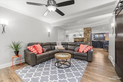 3680 Broadleaf Avenue Elgin IL 60124