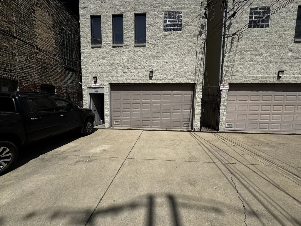 1419 West Chicago Avenue Chicago IL 60642