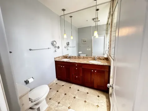 1419 West Chicago Avenue Chicago IL 60642