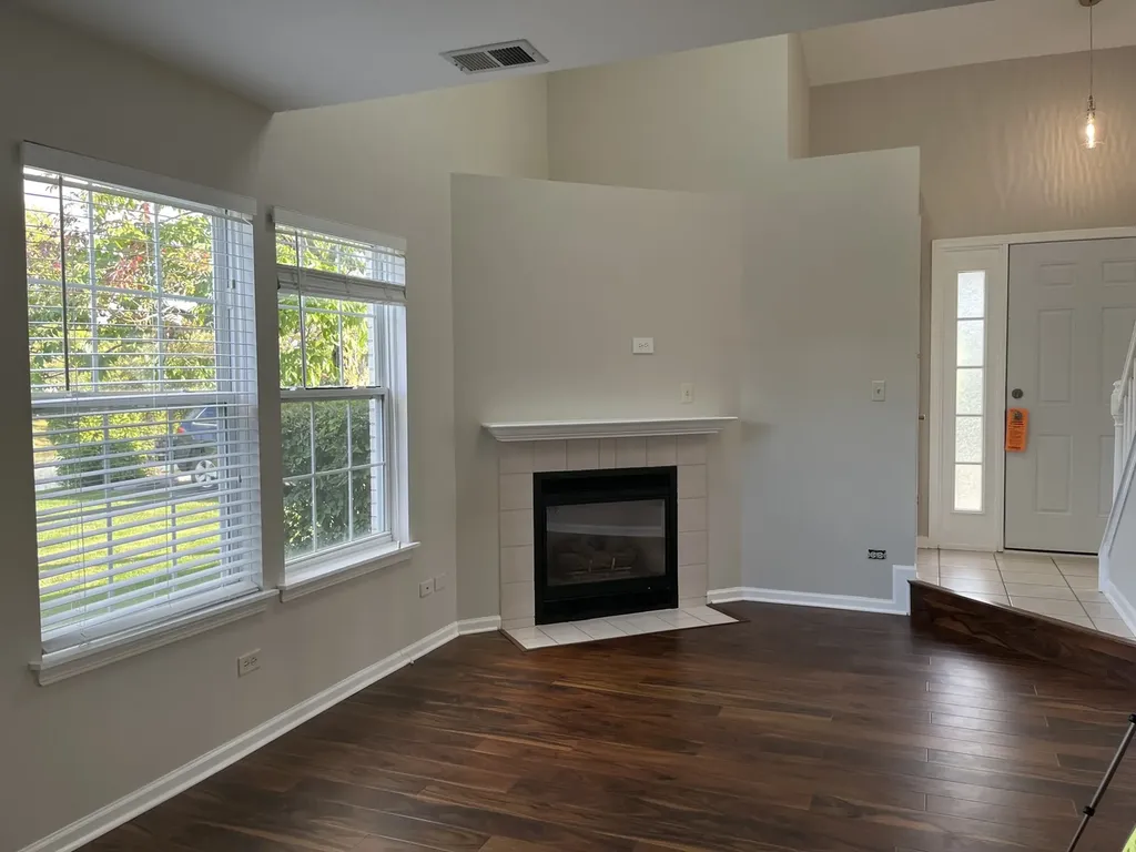 656 Beaver Court Naperville IL 60563
