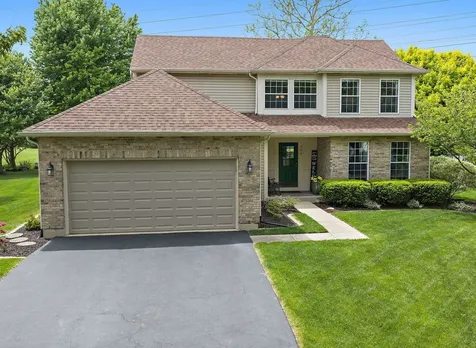 204 Dickens Trail Elgin IL 60120