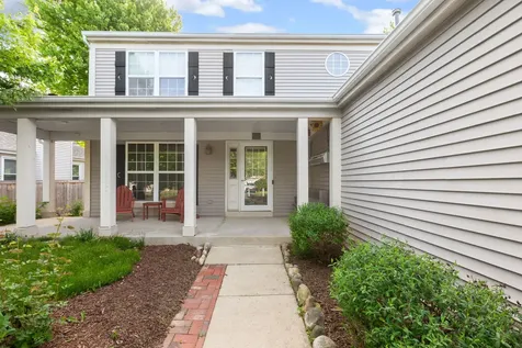 1646 Gleneagle Drive Carpentersville IL 60110