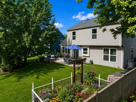 1646 Gleneagle Drive Carpentersville IL 60110
