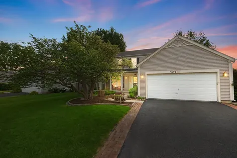 1646 Gleneagle Drive Carpentersville IL 60110