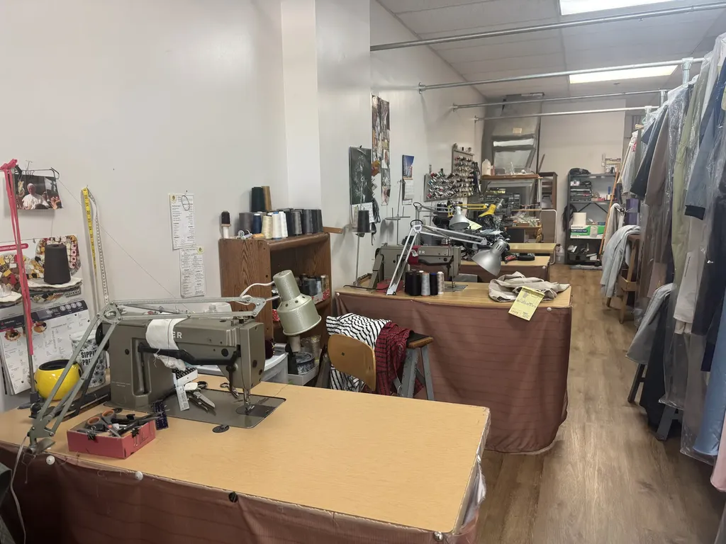 17W580 Butterfield Road Oak Brook IL 60523