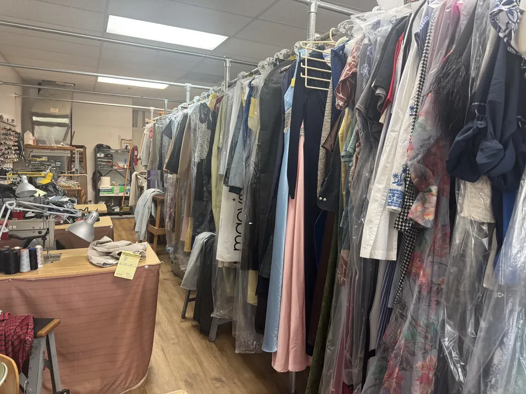 17W580 Butterfield Road Oak Brook IL 60523