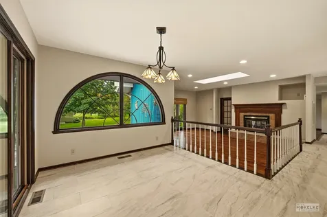 3S830 Thornapple Tree Road Sugar Grove IL 60554