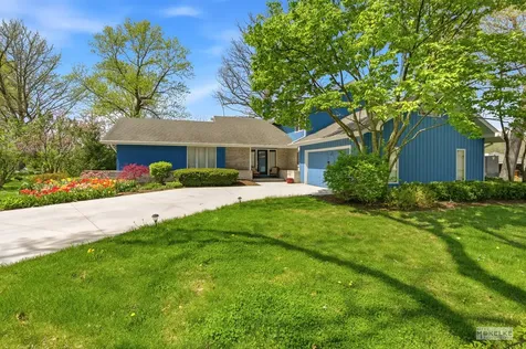 3S830 Thornapple Tree Road Sugar Grove IL 60554