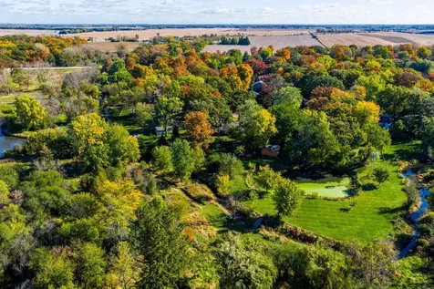 3S830 Thornapple Tree Road Sugar Grove IL 60554