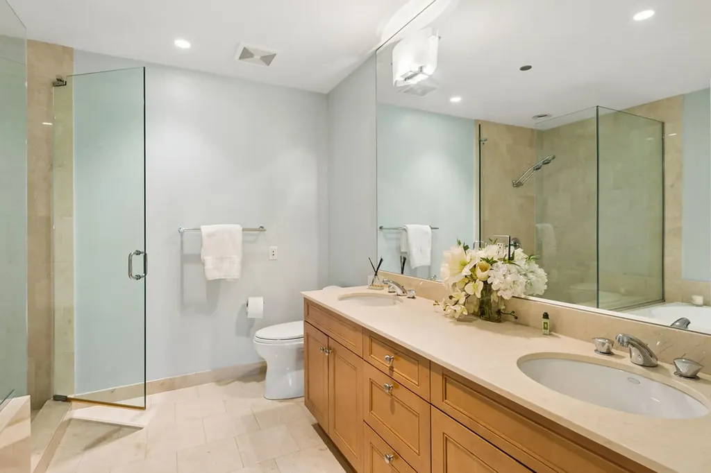 840 North Lake Shore Drive Chicago IL 60611