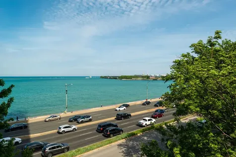 840 North Lake Shore Drive Chicago IL 60611