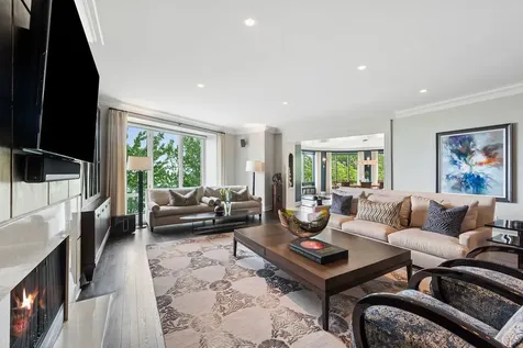 840 North Lake Shore Drive Chicago IL 60611