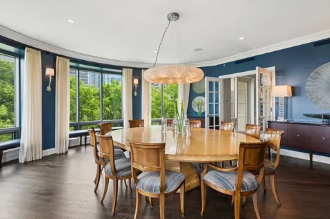 840 North Lake Shore Drive Chicago IL 60611
