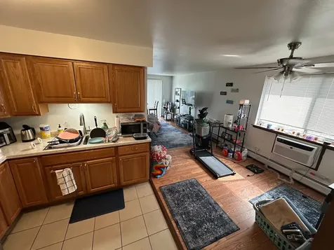 2121 176TH Place Lansing IL 60438