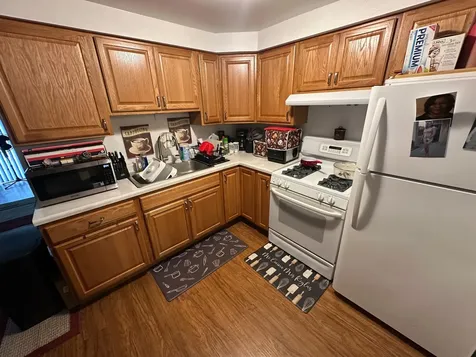 2121 176TH Place Lansing IL 60438