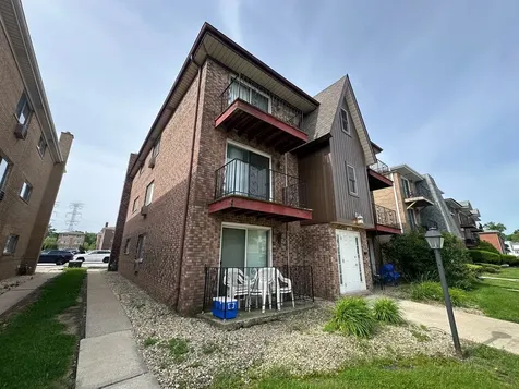2121 176TH Place Lansing IL 60438