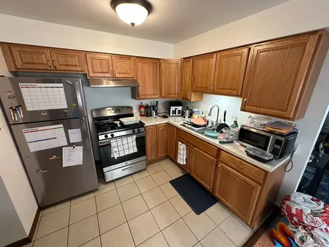 2121 176TH Place Lansing IL 60438