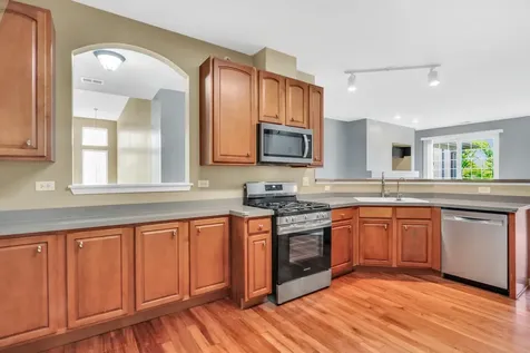 210 Rosehall Drive Lake Zurich IL 60047