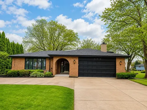 21015 London Drive Olympia Fields IL 60461