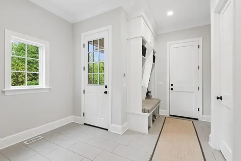 28 Aberdeen Court Bannockburn IL 60015