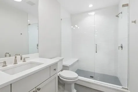 28 Aberdeen Court Bannockburn IL 60015