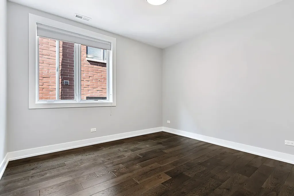 6157 North Kenmore Avenue Chicago IL 60660