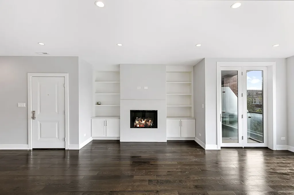 6157 North Kenmore Avenue Chicago IL 60660