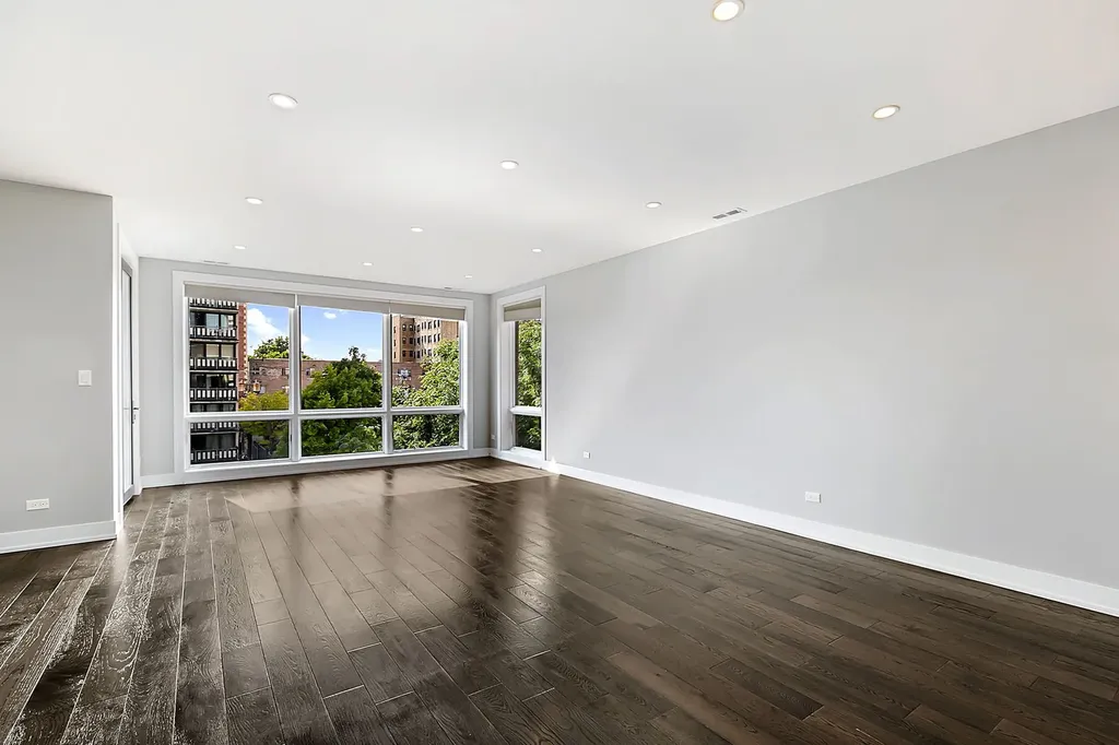 6157 North Kenmore Avenue Chicago IL 60660