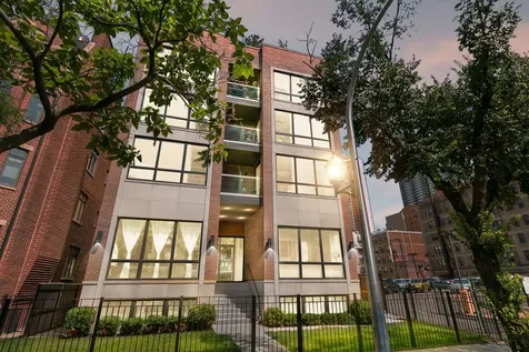6157 North Kenmore Avenue Chicago IL 60660