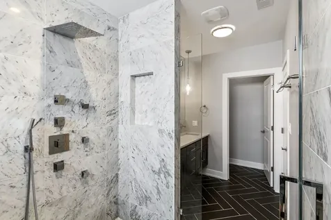 6157 North Kenmore Avenue Chicago IL 60660