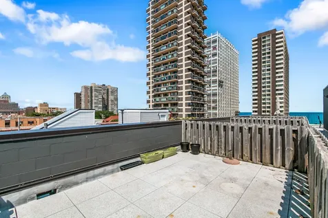 6157 North Kenmore Avenue Chicago IL 60660