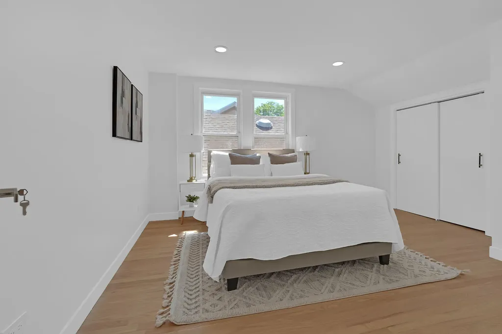 5837 North Marmora Avenue Chicago IL 60646