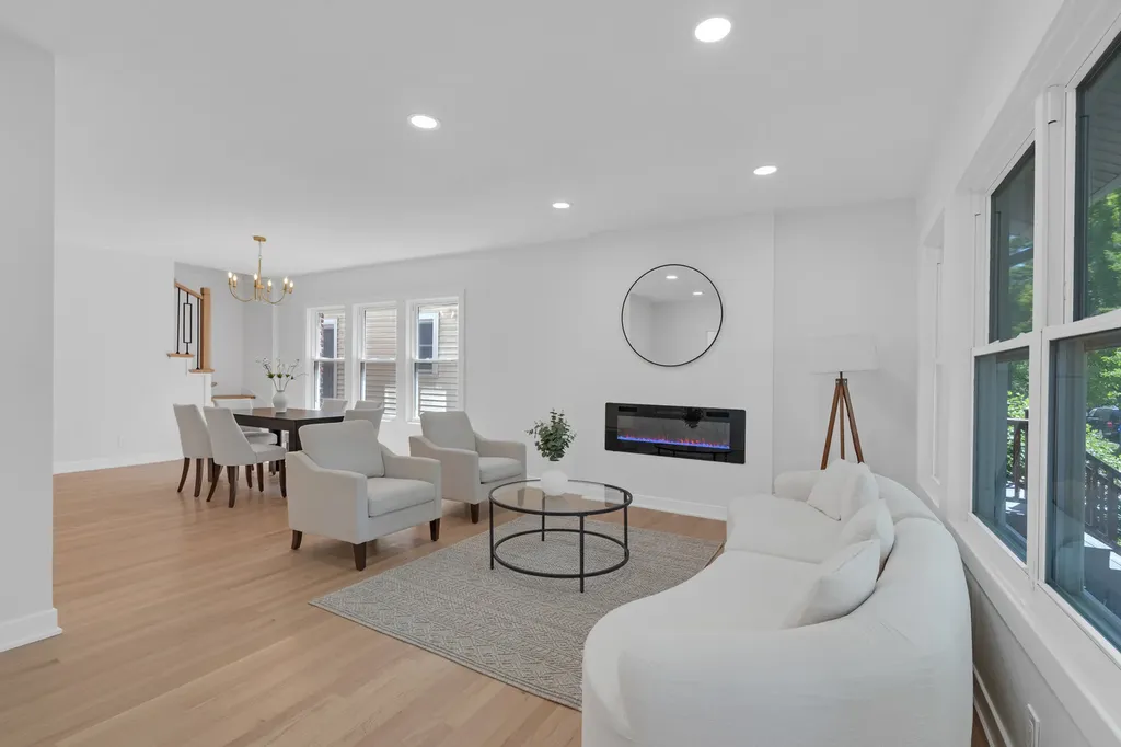 5837 North Marmora Avenue Chicago IL 60646