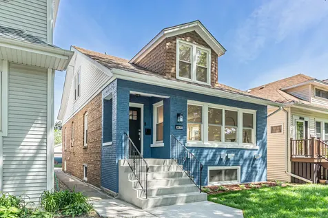 5837 North Marmora Avenue Chicago IL 60646