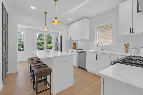 5837 North Marmora Avenue Chicago IL 60646