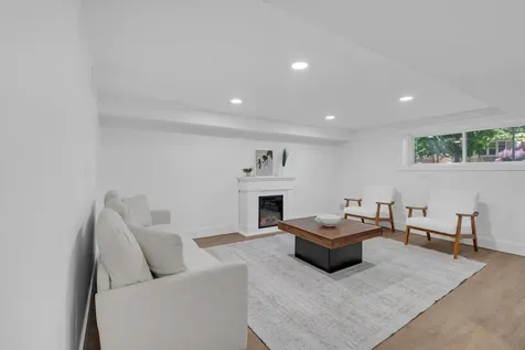 5837 North Marmora Avenue Chicago IL 60646