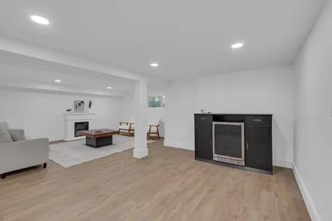 5837 North Marmora Avenue Chicago IL 60646