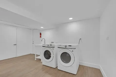 5837 North Marmora Avenue Chicago IL 60646