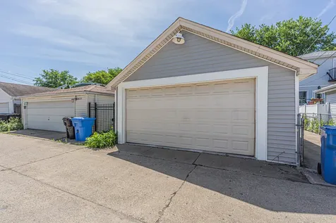 5837 North Marmora Avenue Chicago IL 60646