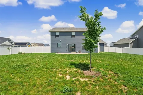 301 Sutton Street Savoy IL 61874