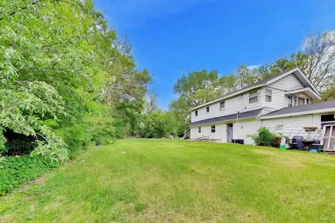 330 Park Avenue Cary IL 60013