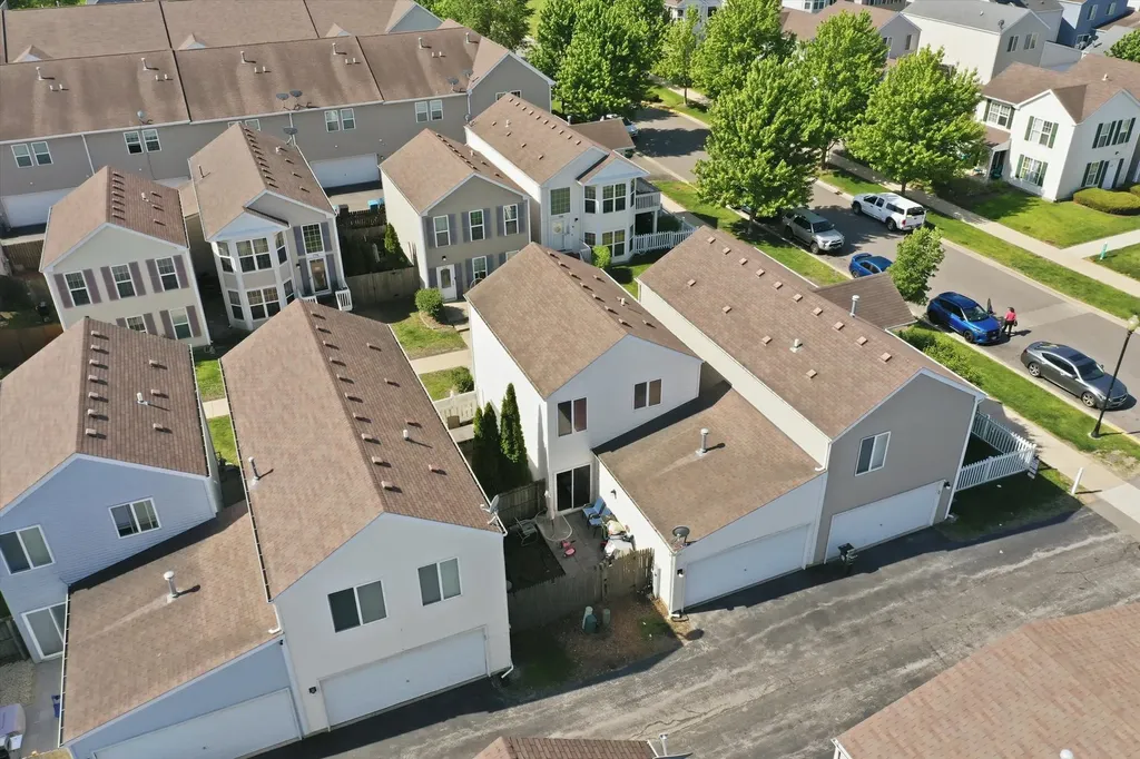 752 Four Seasons Boulevard Aurora IL 60504