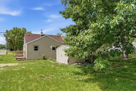 1202 Ave K Sterling IL 61081