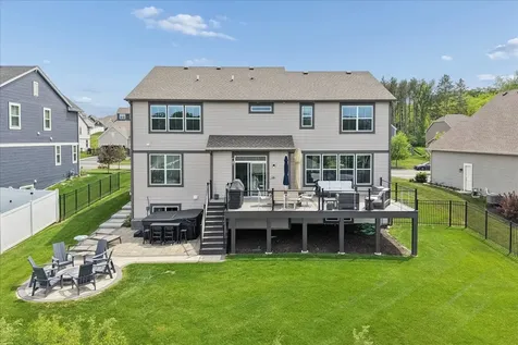 1110 Williamsbury Drive Crystal Lake IL 60012