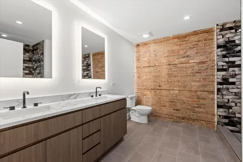 153 West Ohio Street Chicago IL 60654
