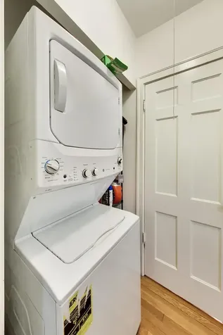 7442 North Hoyne Avenue Chicago IL 60645