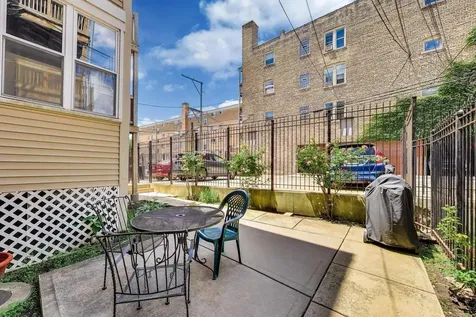 7442 North Hoyne Avenue Chicago IL 60645