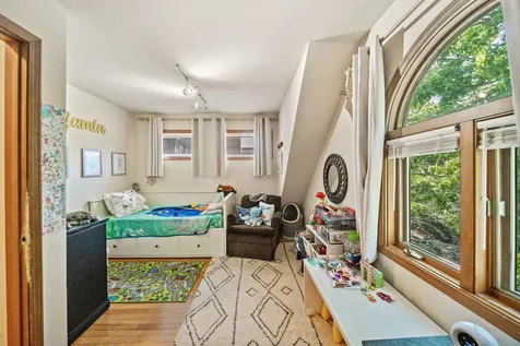 1448 West George Street Chicago IL 60657