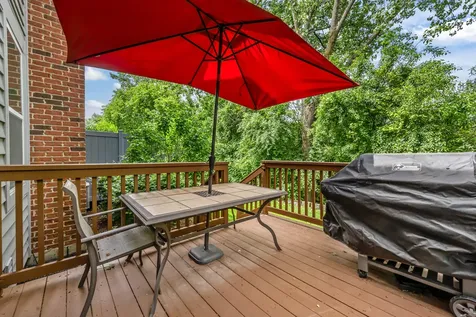 724 Samson Way Northbrook IL 60062