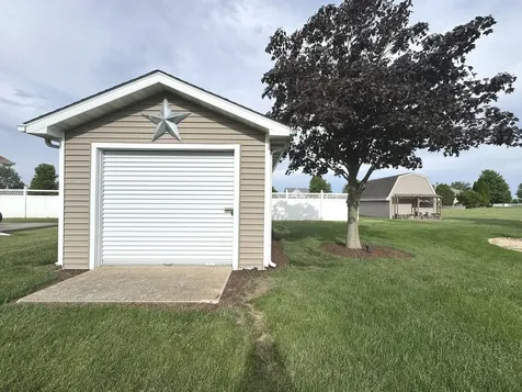 2041 South Bluff Road Kankakee IL 60901